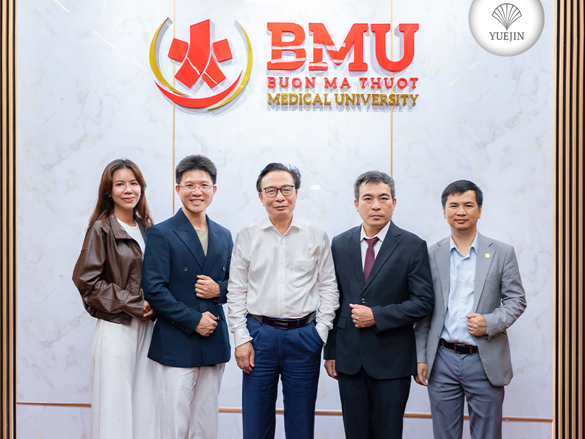 Anh bai viet 3 Dai Hoc Y Duoc